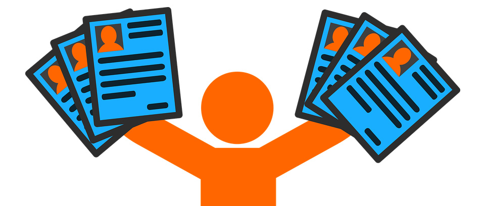 Quand le recrutement ment : Recrutement : 47 % des DG et managers reçoivent des CV mensongers. À qui la faute ? Et, si à force d’exiger des parcours aussi structurés qu’une épopée, les recruteurs n’incitaient pas eux-mêmes à passer de l’affabulation à la fabulation. A ire sur Etoile Mag Actualités.