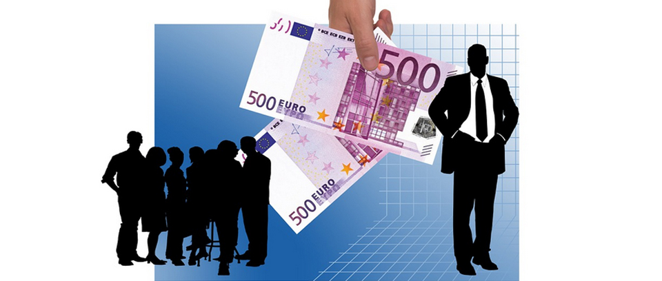 Billet Laurence DENES - Etoile Mag - Une prime qui mérite… le respect Au cœur de la Charente, une PME de 300 salariés fait bouger les lignes managériales depuis quinze ans pour libérer entreprise et performance. Avec, entre autres, une prime aux valeurs qui pourrait bien inspirer nos administrations… (Rifseep) Etoile Mag Actualités