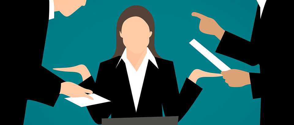 Transformations, fusions, mutations : et les DRH dans tout ça ? Les responsables des ressources humaines de la fonction publique doivent repenser leur métier pour valoriser les parcours professionnels et les compétences de cinq millions d'agents publics. A lire sur Etoile Mag Actualités.