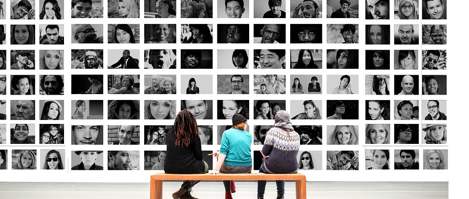 Les Français favorables à une réforme de la fonction publique mais partagés sur la réduction du nombre de fonctionnaires. Un sondage Harris Interactive pour LCP livre des enseignements inédits sur la manière dont les Français perçoivent les réformes annoncées dans la fonction publique notamment en matière de retraite, de rémunération, d'effectifs et de mobilité public-privé. A lire sur Etoile Mag Actualités.